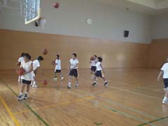 ���K���i